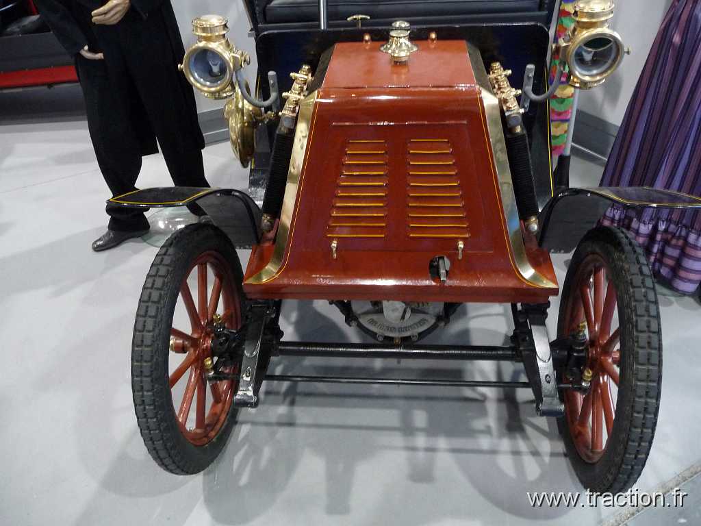 2011_epoquauto (151).jpg - 05/11/2011 - 69000 LYON - EPOQU'AUTO - 33ème Salon International Autos & Motos Anciennes - RENAULT - Type C - 1900